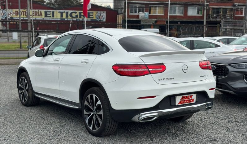 
								MERCEDES BENZ GLC 250 2.1 full									
