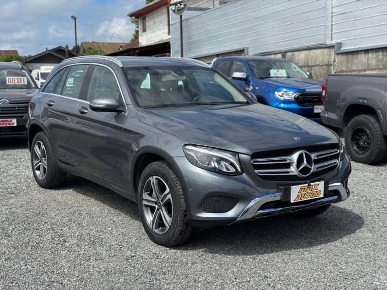 
								MERCEDES BENZ GLC 220 D 2.1 full									