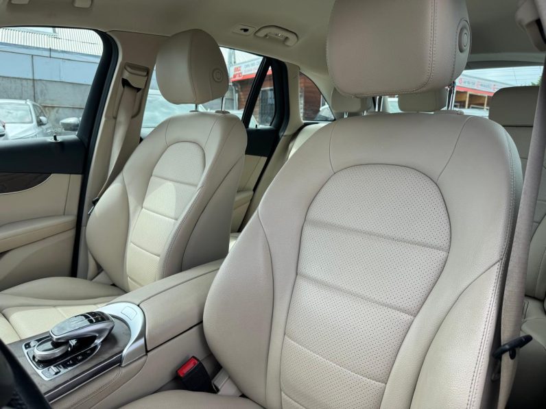 
								MERCEDES BENZ GLC 220 D 2.1 full									