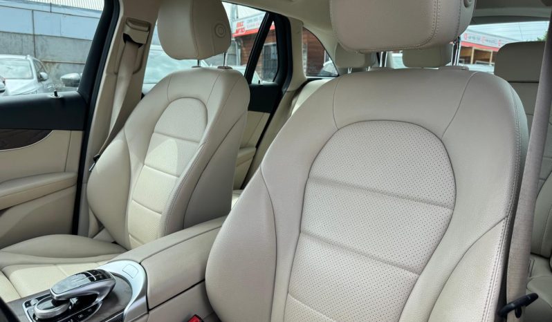 
								MERCEDES BENZ GLC 220 D 2.1 full									