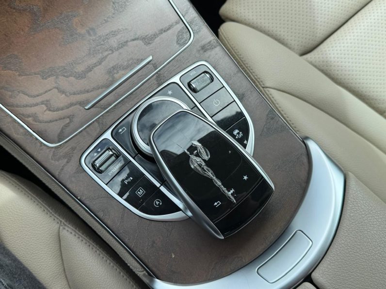 
								MERCEDES BENZ GLC 220 D 2.1 full									