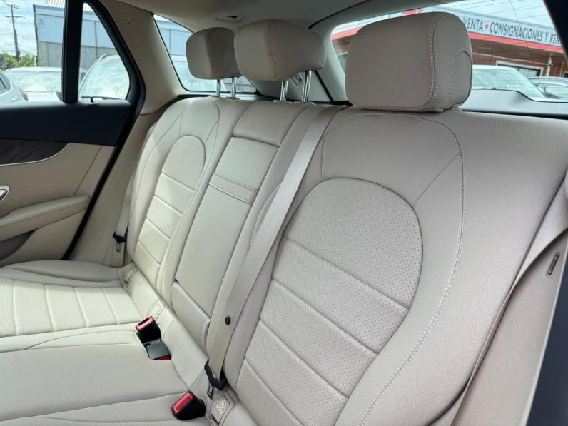 
								MERCEDES BENZ GLC 220 D 2.1 full									