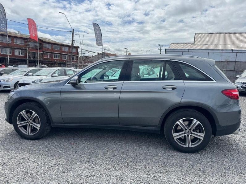 
								MERCEDES BENZ GLC 220 D 2.1 full									