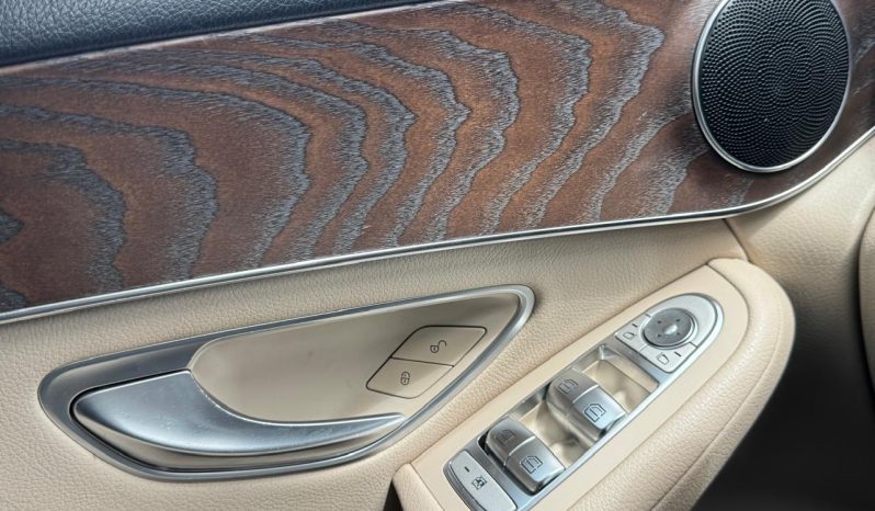 
								MERCEDES BENZ GLC 220 D 2.1 full									