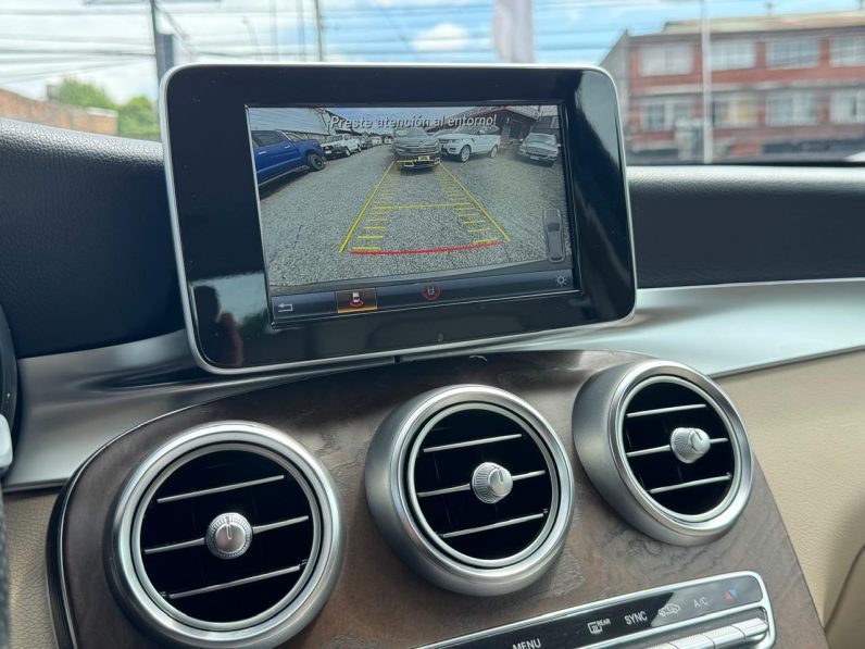 
								MERCEDES BENZ GLC 220 D 2.1 full									
