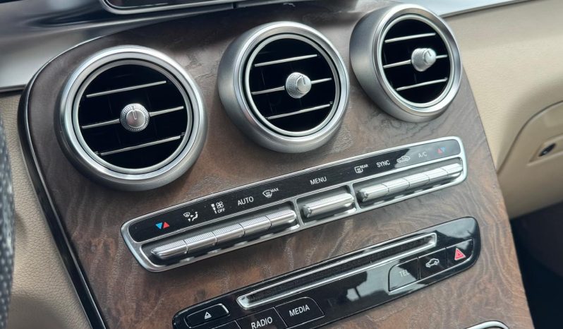 
								MERCEDES BENZ GLC 220 D 2.1 full									