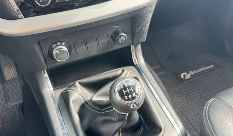 
								ZNA NEW RICH 2.5 GL 4X4 full									