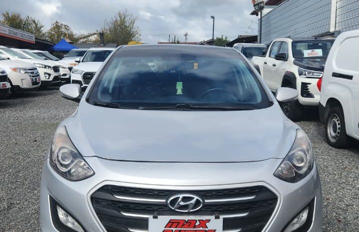 
								HYUNDAI I30  GLS 1.6 MT full									