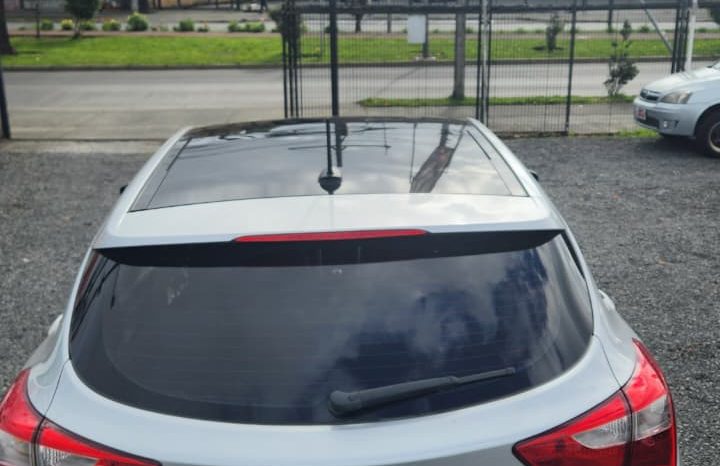 
								HYUNDAI I30  GLS 1.6 MT full									