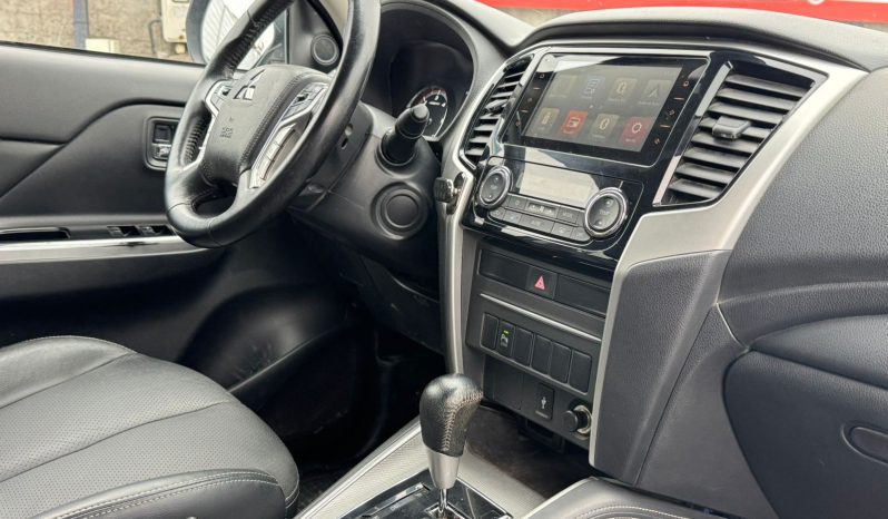 
								MITSUBISHI L200 DAKAR 2.4 HP AUT  4X4 full									