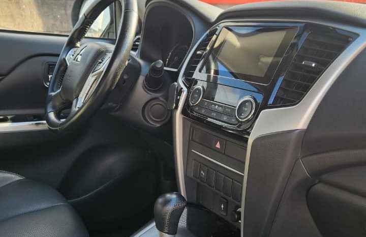 
								MITSUBISHI L200 DAKAR 2.4 HP AUT  4X4 full									