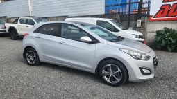 HYUNDAI I30  GLS 1.6 MT