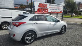 HYUNDAI I30  GLS 1.6 MT