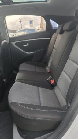
										HYUNDAI I30  GLS 1.6 MT full									