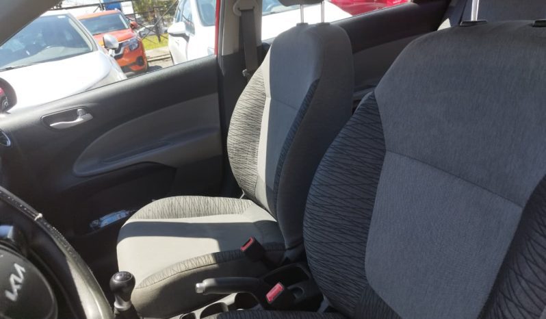 
								KIA SOLUTO MPI 1.4 2024 full									