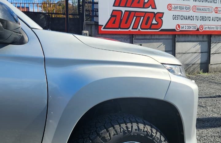 
								MITSUBISHI L200 DAKAR 2.4 HP AUT  4X4 full									