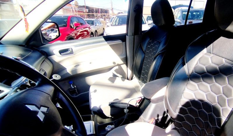 
								MITSUBISHI MONTERO SPORT G2 2.5 AT 4X2 full									