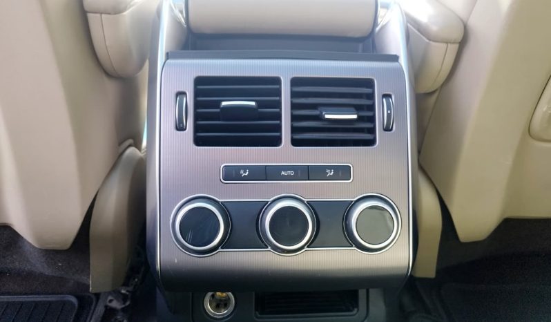 
								LAND ROVER SPORT 3.0 aut AWD full									