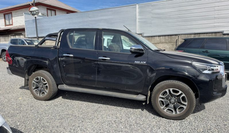 
								TOYOTA HILUX SRV 2.8D AT 4X4 full									