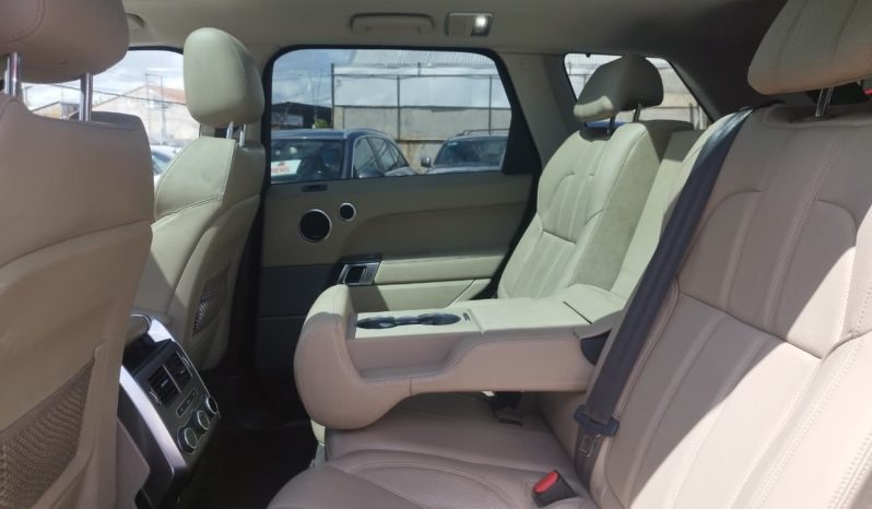 
								LAND ROVER SPORT 3.0 aut AWD full									