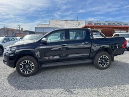 
										TOYOTA HILUX SRV 2.8D AT 4X4 full									