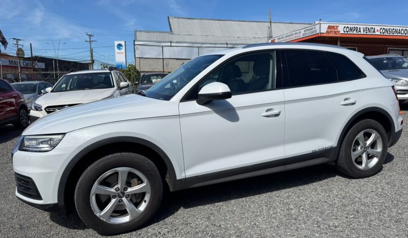 
								AUDI Q5 2.0 TFSI QUATTRO AUT full									