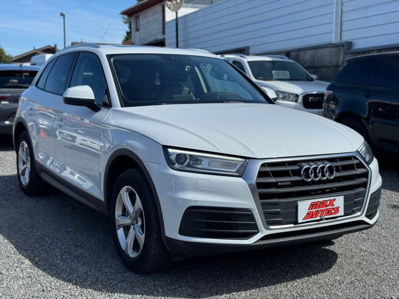 
								AUDI Q5 2.0 TFSI QUATTRO AUT full									