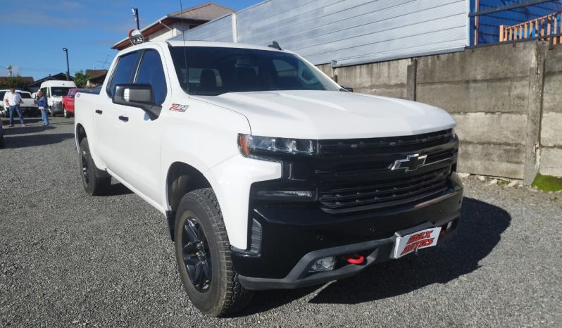 
								CHEVROLET SILVERADO 5.3 TRAILBOSS AUT full									