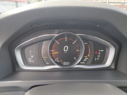 
										VOLVO V60 2.4 AUT 4WD DIESEL 2019 full									