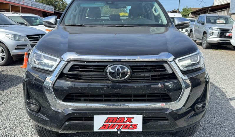 
								TOYOTA HILUX SRV 2.8D AT 4X4 full									