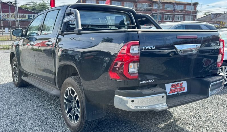 
								TOYOTA HILUX SRV 2.8D AT 4X4 full									