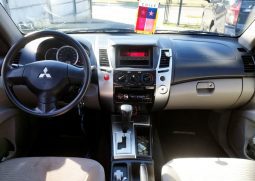 
										MITSUBISHI MONTERO SPORT G2 2.5 AT 4X2 full									