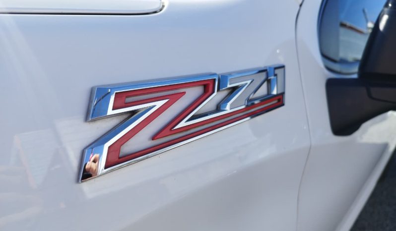 
								CHEVROLET SILVERADO 5.3 TRAILBOSS AUT full									