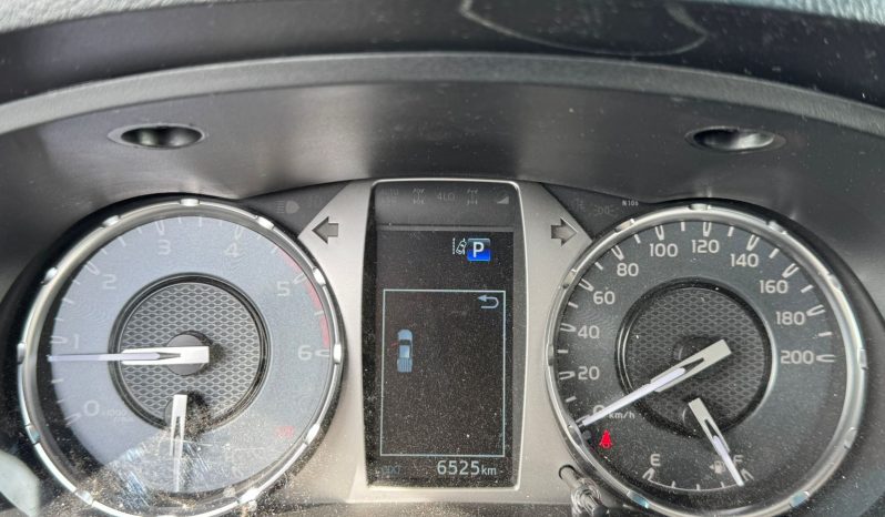 
								TOYOTA HILUX SRV 2.8D AT 4X4 full									