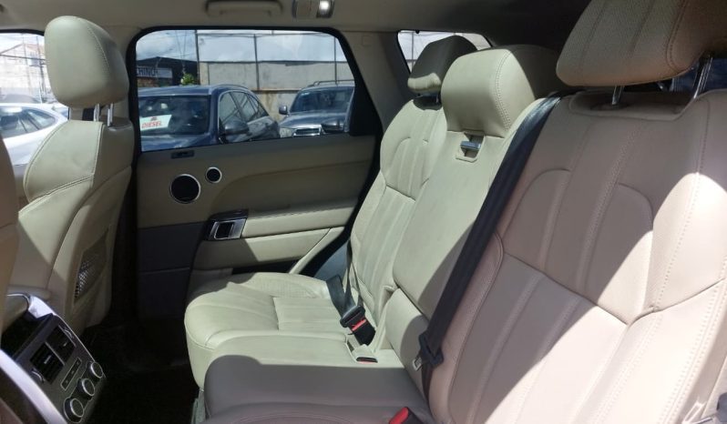 
								LAND ROVER SPORT 3.0 aut AWD full									