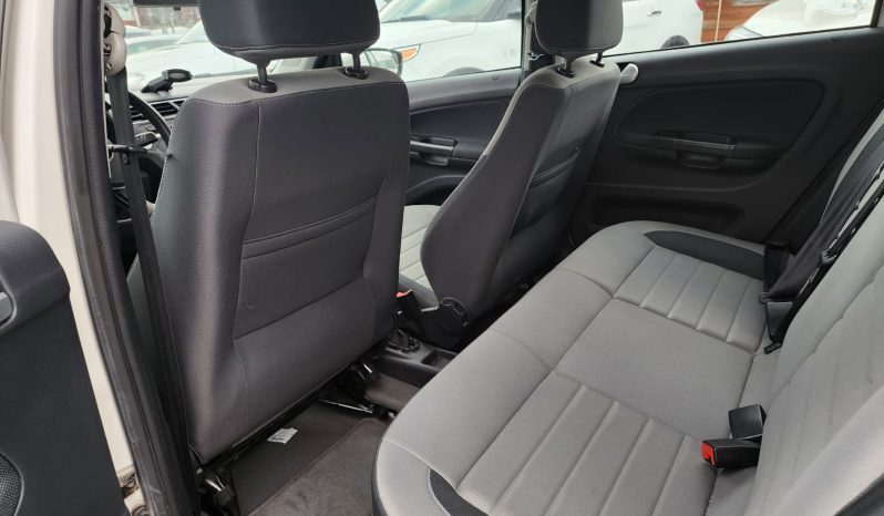 
								VOLKSWAGEN GOL 1.6 HIGHLINE full									