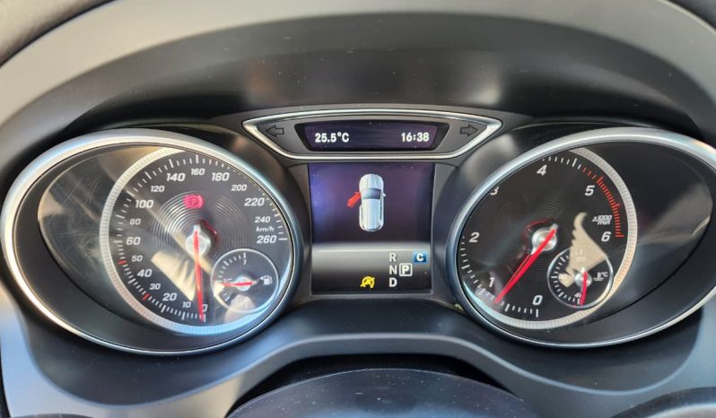 
								MERCEDES BENZ GLA 220D full									