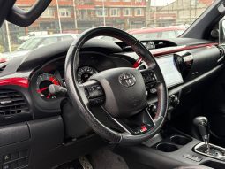
										TOYOTA HILUX GR 2.8D AUT 4X4 full									