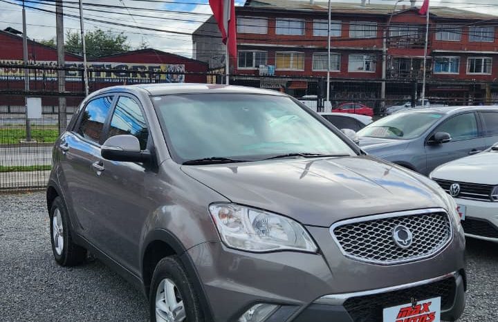 
								SSANGYONG KORANDO 2.0 4X2 full									