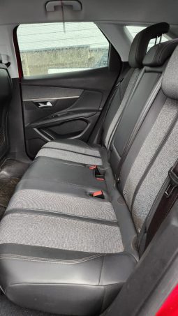 
										PEUGEOT 3008 ALLURE 1.5 BLUEHDI  AUT full									