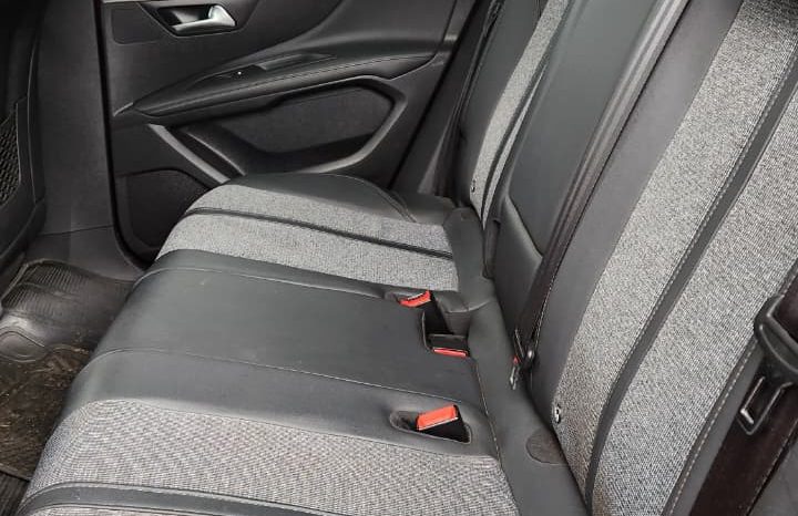 
								PEUGEOT 3008 ALLURE 1.5 BLUEHDI  AUT full									
