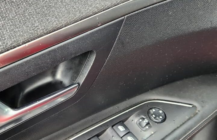 
								PEUGEOT 3008 ALLURE 1.5 BLUEHDI  AUT full									