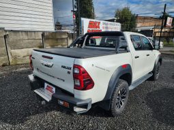 
										TOYOTA HILUX GR 2.8D AUT 4X4 full									