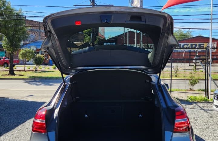 
								MERCEDES BENZ GLA 220D full									