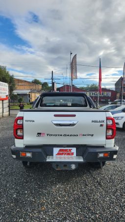 
										TOYOTA HILUX GR 2.8D AUT 4X4 full									