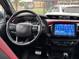 
										TOYOTA HILUX GR 2.8D AUT 4X4 full									