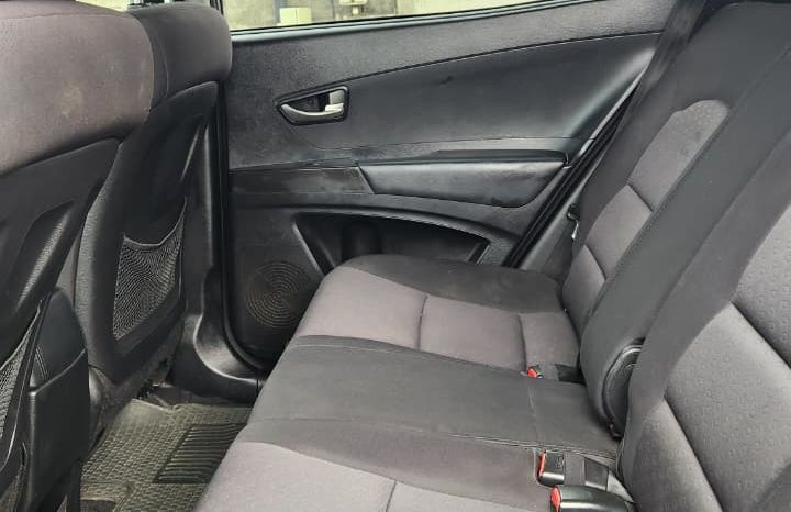 
								SSANGYONG KORANDO 2.0 4X2 full									