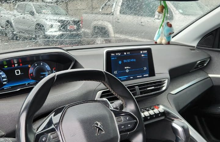 
								PEUGEOT 3008 ALLURE 1.5 BLUEHDI  AUT full									