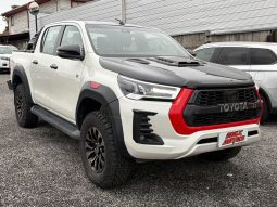 
										TOYOTA HILUX GR 2.8D AUT 4X4 full									