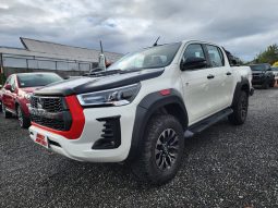 
										TOYOTA HILUX GR 2.8D AUT 4X4 full									